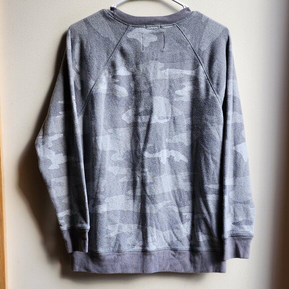 American Eagle Outfitters Gray Camo Crew Neck Jegging Fit Sweatshirt Size Small - Picture 15 of 15